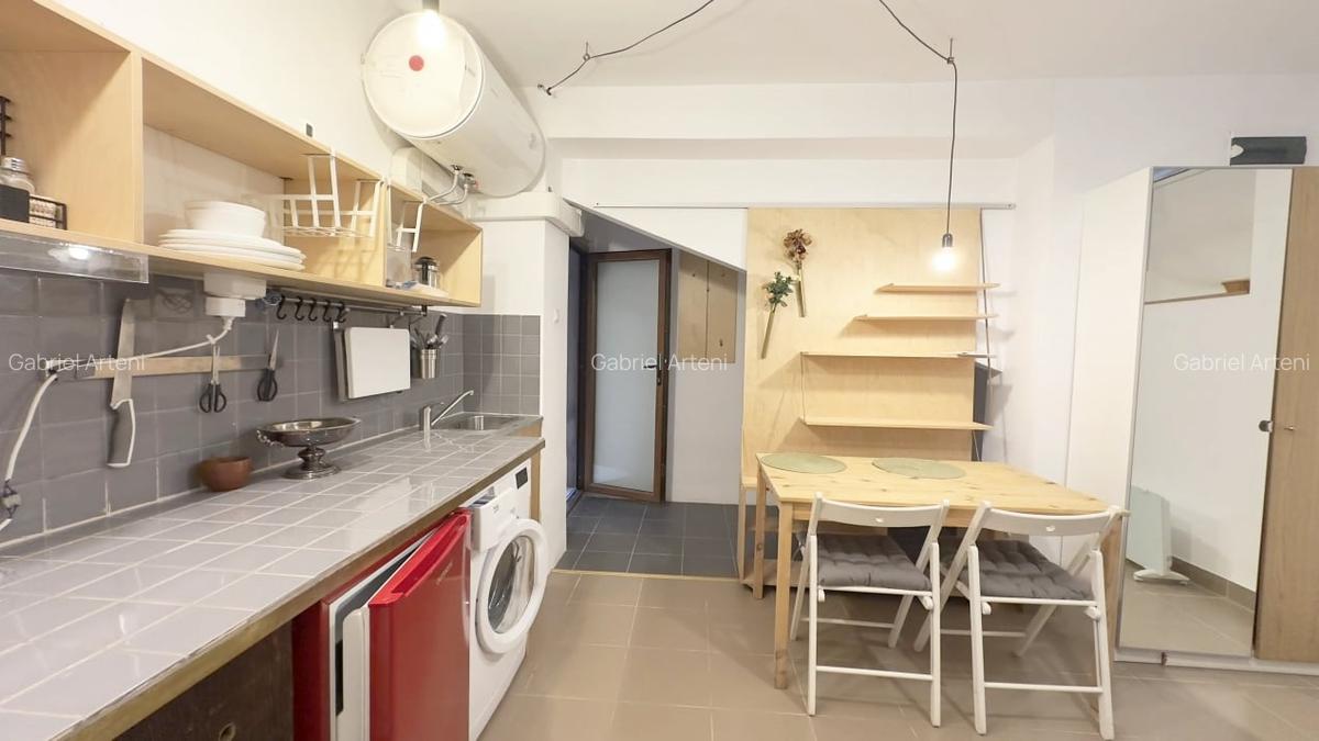 Garsoniera cocheta in Cotroceni - mica, vesela si gata de mutat! - 7