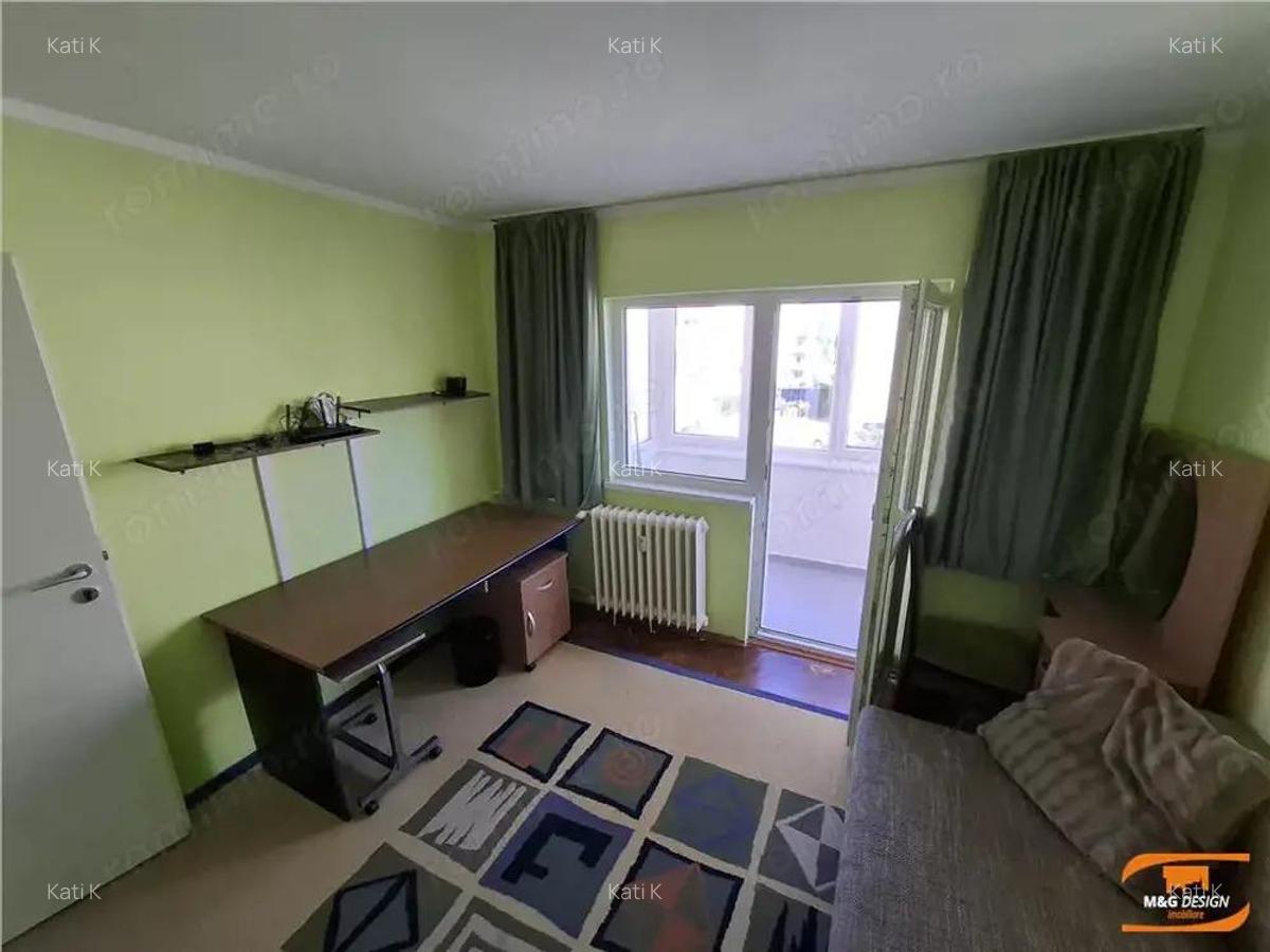 2camere decomandat, et 2, Complex Studentesc, se accepta cu catel - 10