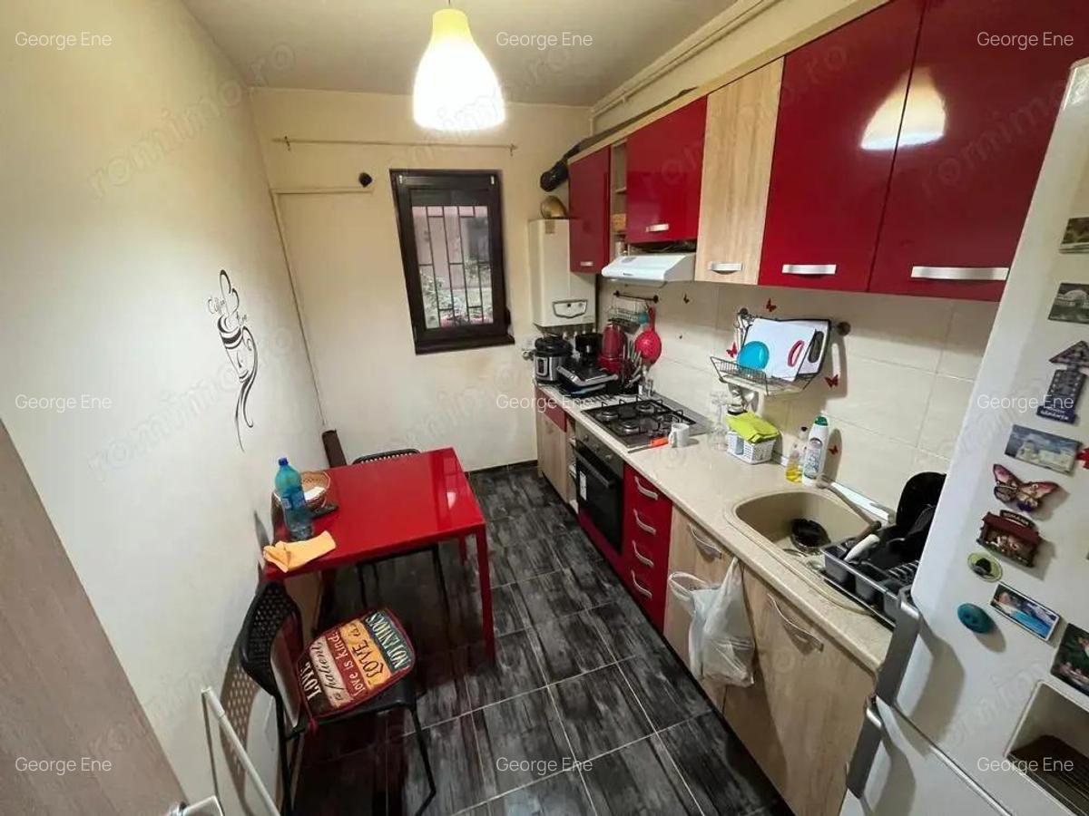 Apartament 2 camere vanzare demisol inalt, zona Confort Urban Rahova - 1