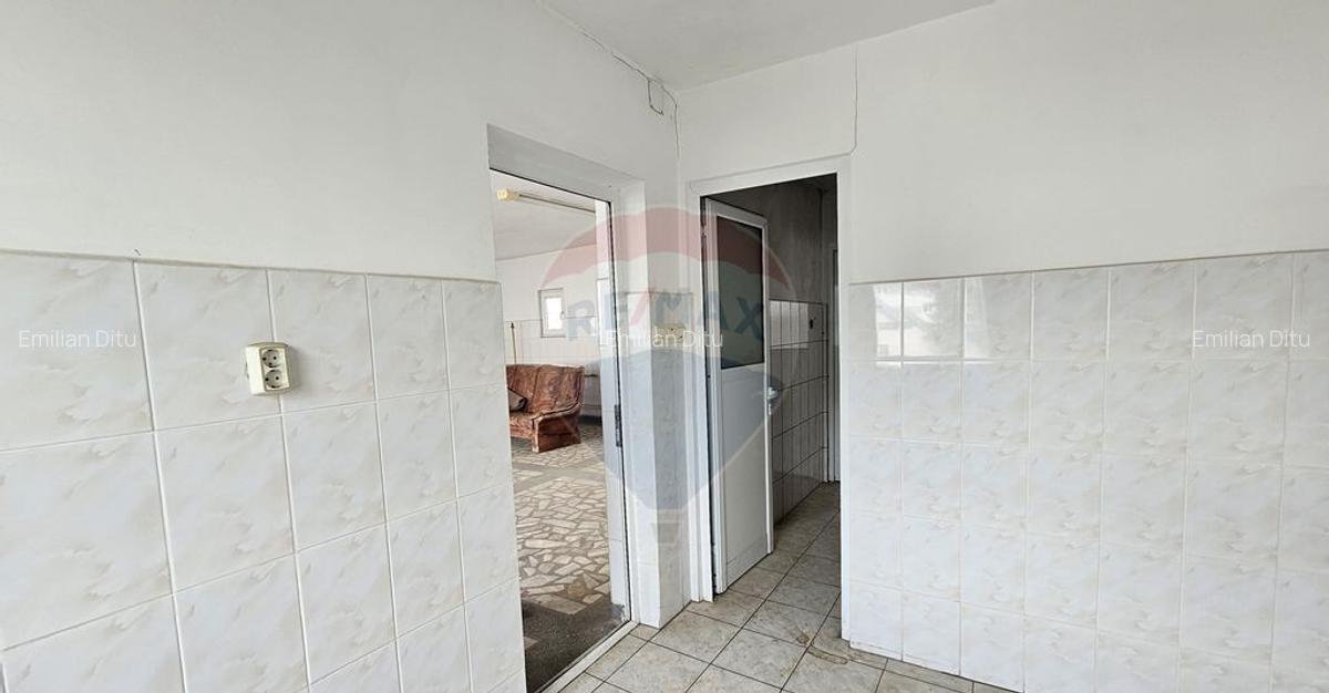 Complex comercial de 340mp in zona Obcini-Suceava - 7