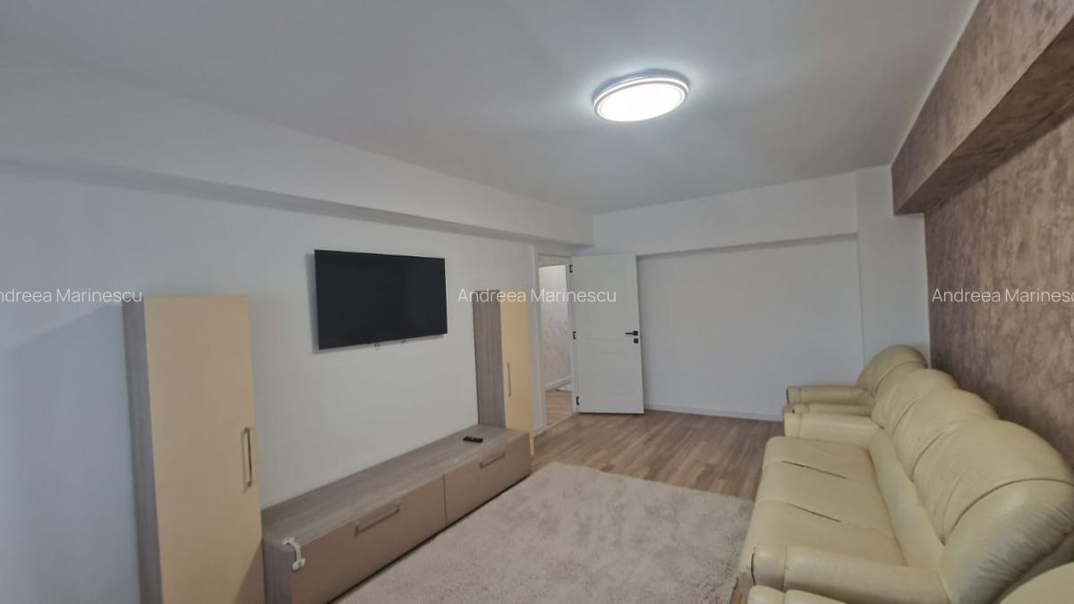 Apartament 3 camere, decomandat, 95mp, centru, zona KFC - 2