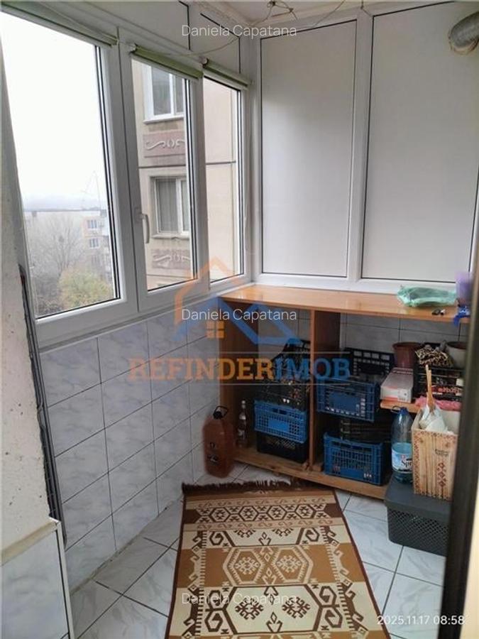 Vanzare apartament 3 camere zona Uverturi - Militari - 5