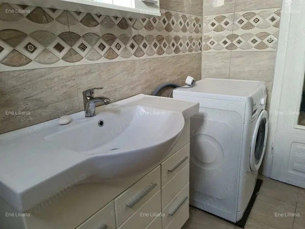 De inchiriat - casa P+1E+M - zona Port, langa liceul de Marina - 13 De inchiriat - casa P+1E+M - zona Port, langa liceul de Marina - 13