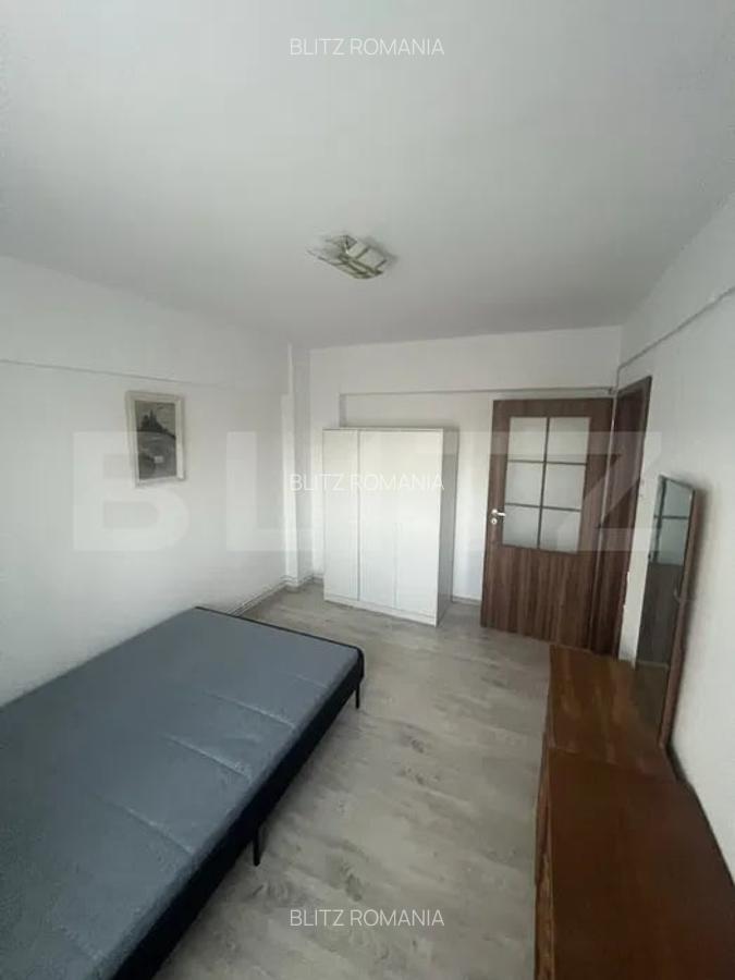 Apartament 3 camere, 60 mp, zona Central - Podul de fier - 2