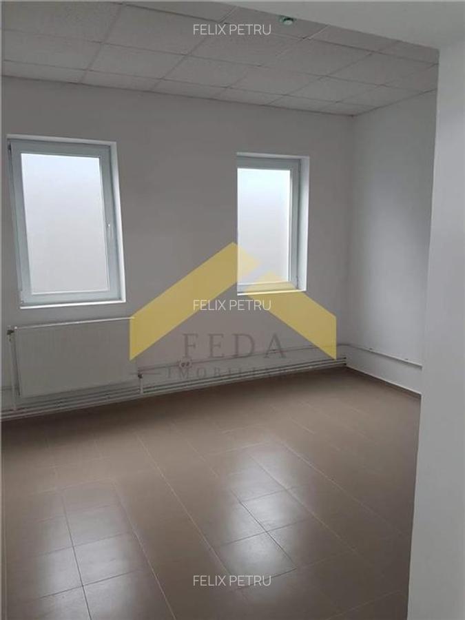 De vanzare doua hale pe un teren imprejmuit 9000 mp zona Gai - 4