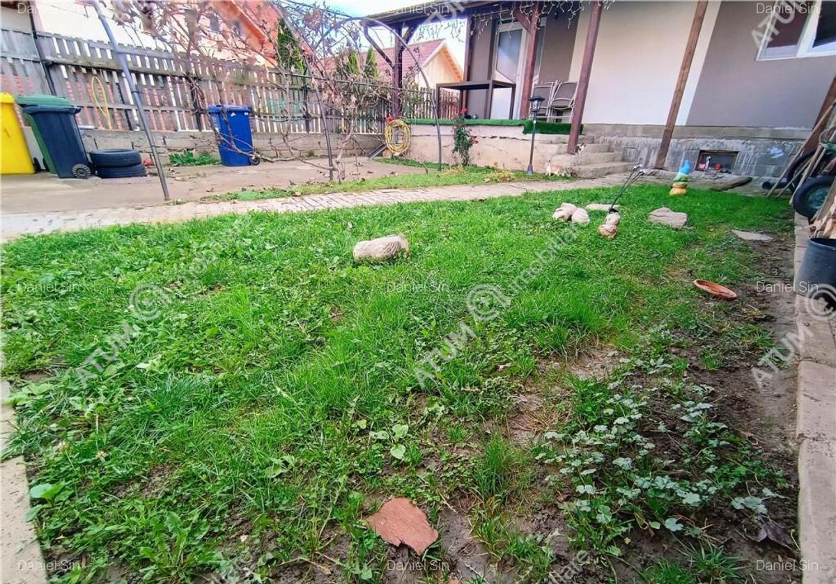 Casa spatioasa cu 5 camere 2 bai si pivnita in Sibiu zona Se - 3