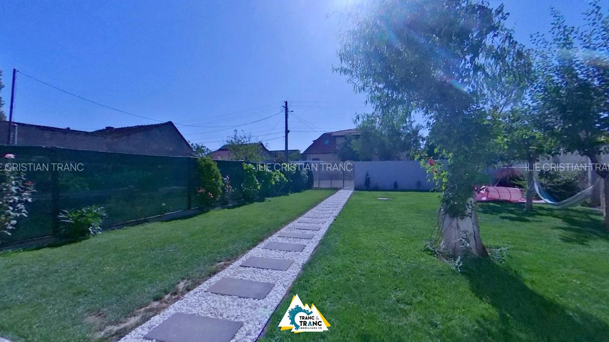 Casă cu 3 camere în Aurel Vlaicu - 18