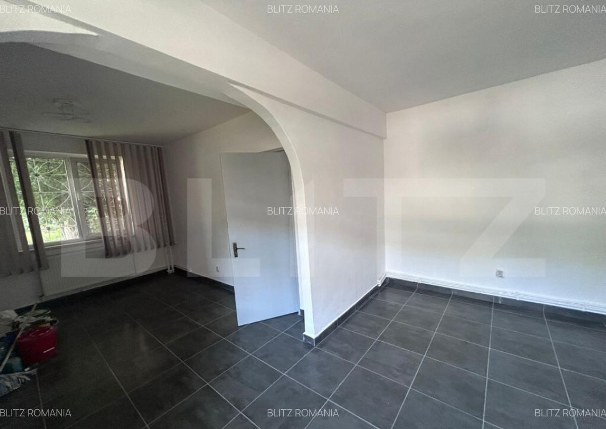 Spatiu comercial, 50 mp, parter de bloc, Bld Nicolae Titules - 2