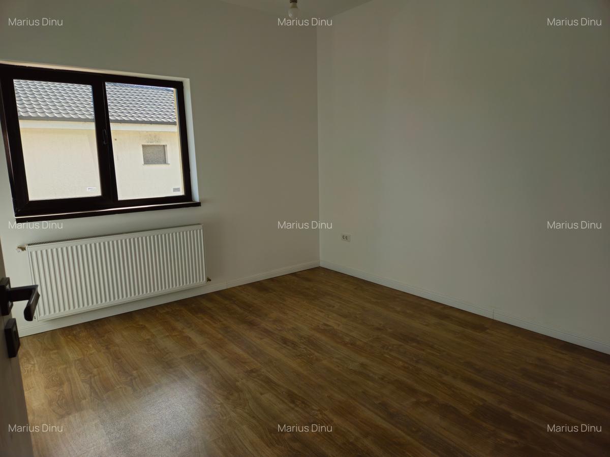 Vila 4 camere si mansarda,str GHIDIGENI,incalzir pardoseala,comision 0 - 10