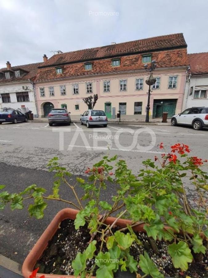 Apartament de inchiriat 80 mp 3 camere la casa zona centrala Cisnadie - 2 Apartament de inchiriat 80 mp 3 camere la casa zona centrala Cisnadie - 2