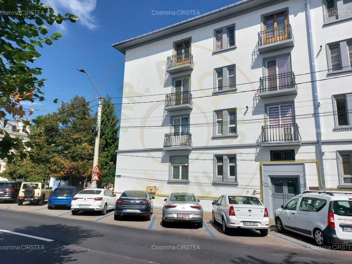 Apartament ultracentral - 2 camere - zona Primariei - 11