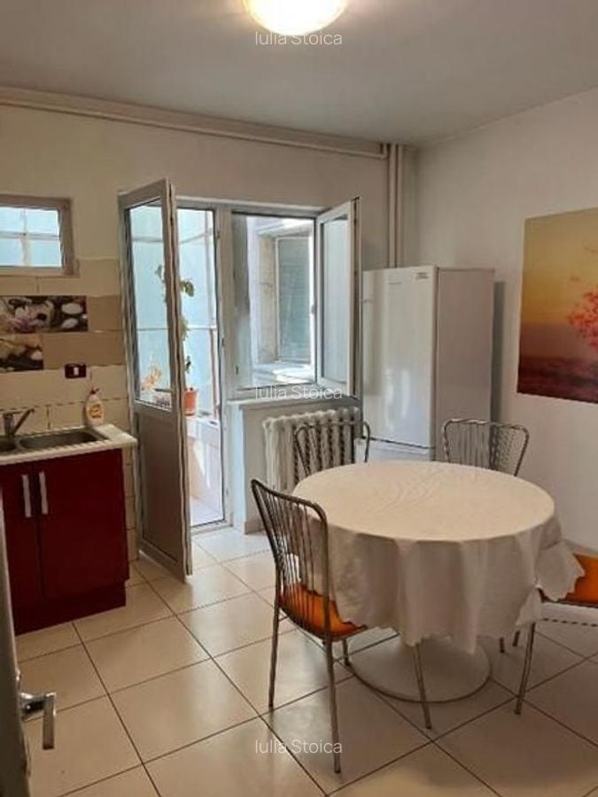 De vanzare Apartament 4 camere Universitate - Rosetti sector 2 - 11