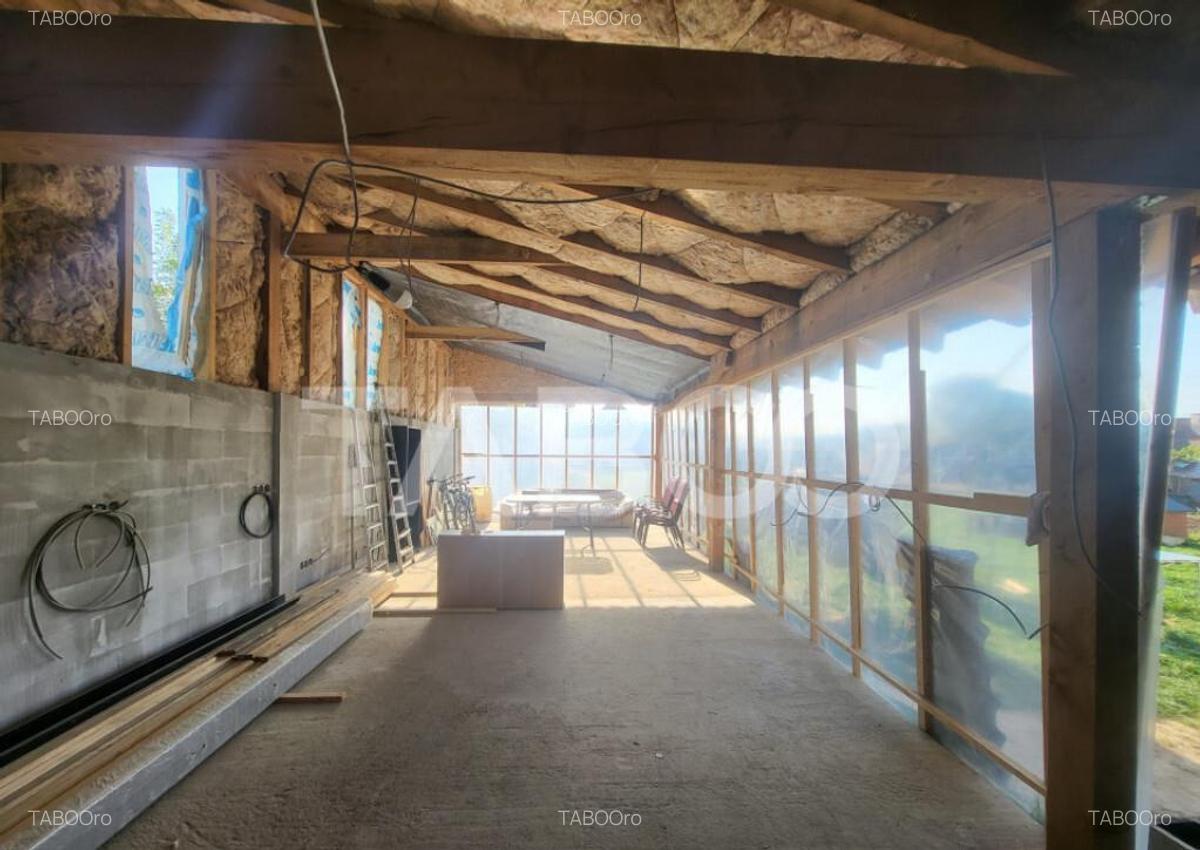 Casa individuala de vanzare cu teren de 996 mp in Cristian S - 9
