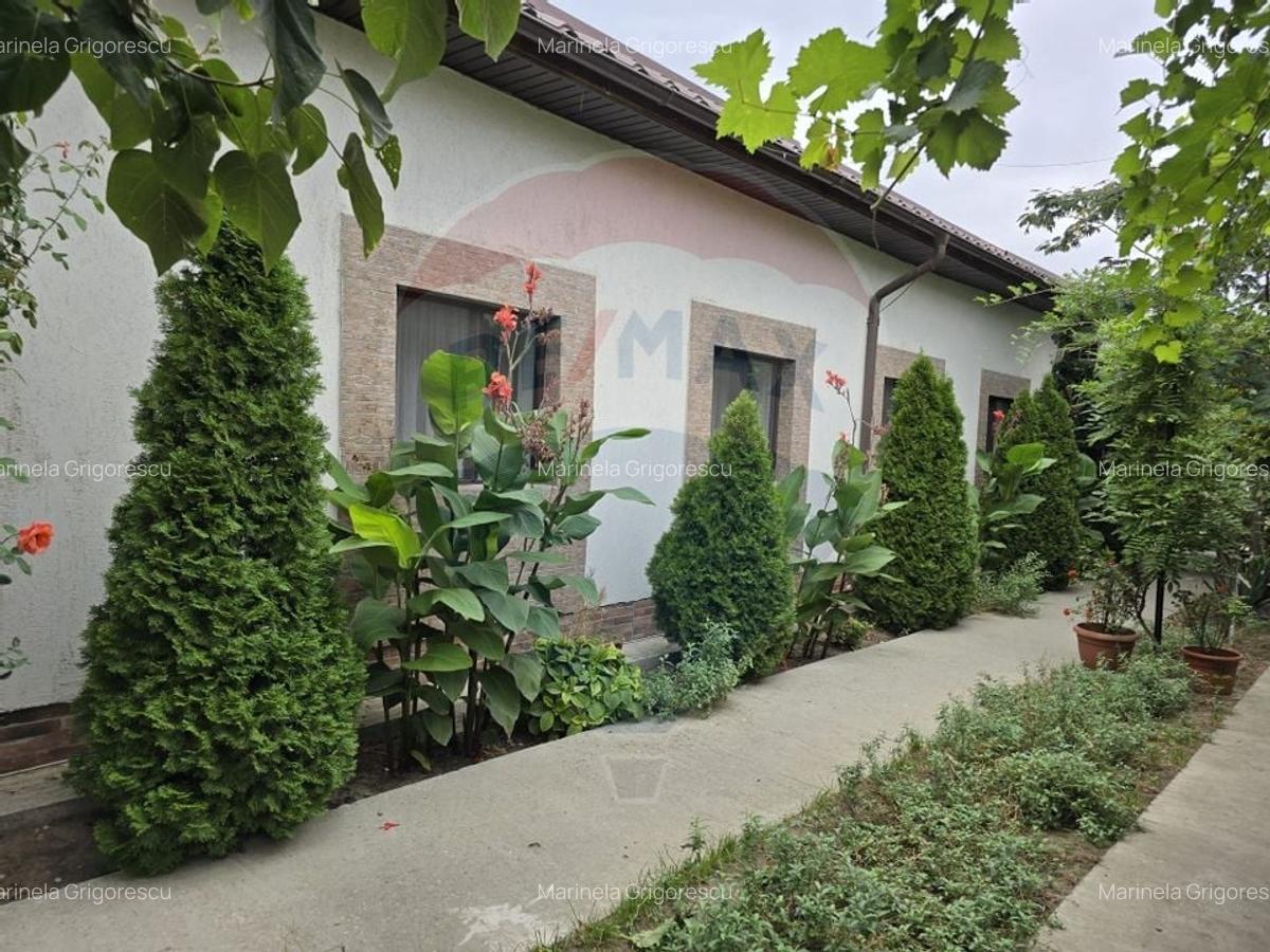 Casa / Vila cu 5 camere de vanzare - 8