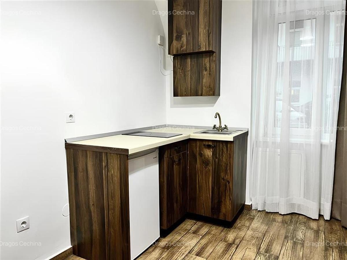 Garsoniera cu Parcare zona Ultracentral Piata Sfatului - 8