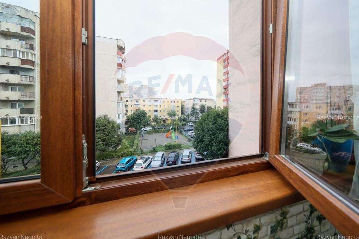 Apartament cu 3 camere de vanzare in zona Vlahuta - 16