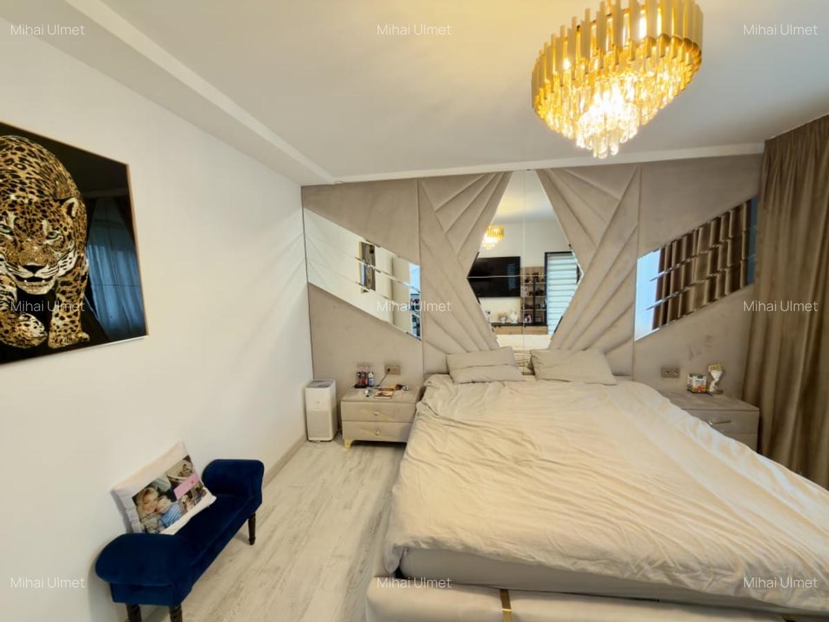 Casa| Vila individuala |Com Berceni la sosea | 10min metrou Aparatorii Patriei - 5