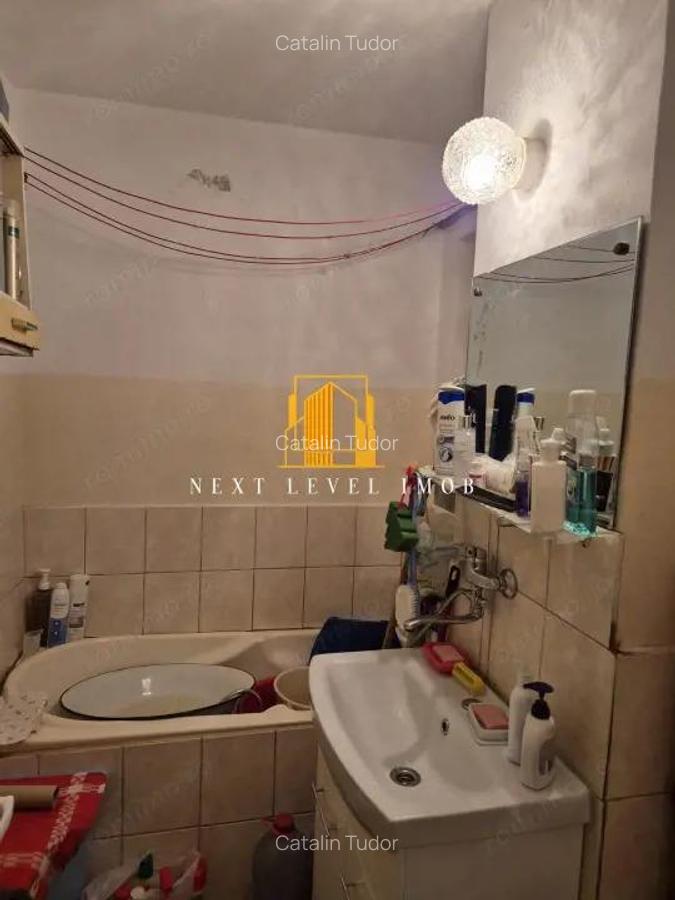 Vanzare apartament 2 camere Trivale etaj 1 - 5