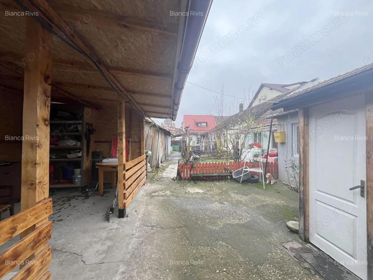 Casa cu 3 camere, curte comuna, zona Mehala - 3