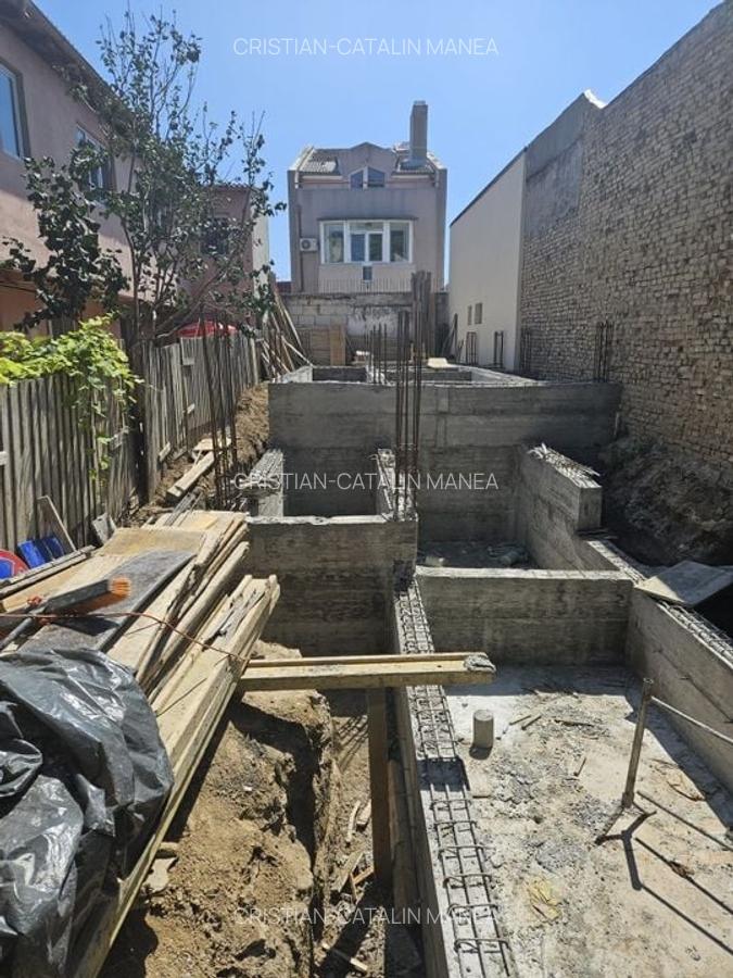 CASA  5 CAMERE PROIECT IN DESFASURARE ZONA TOMIS 2 - 8