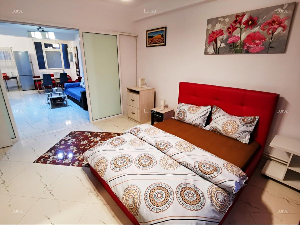 Str. Mihai Eminescu - Cal. Dorobantilor - ASE - Particular - 3 camere - Etaj 1 - 5
