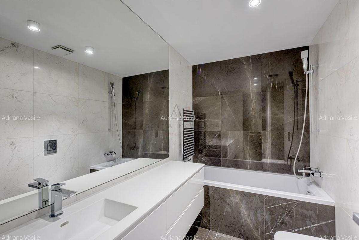 Elegant Duplex with Private Garden in One Aviatorilor Commission-Free - 13