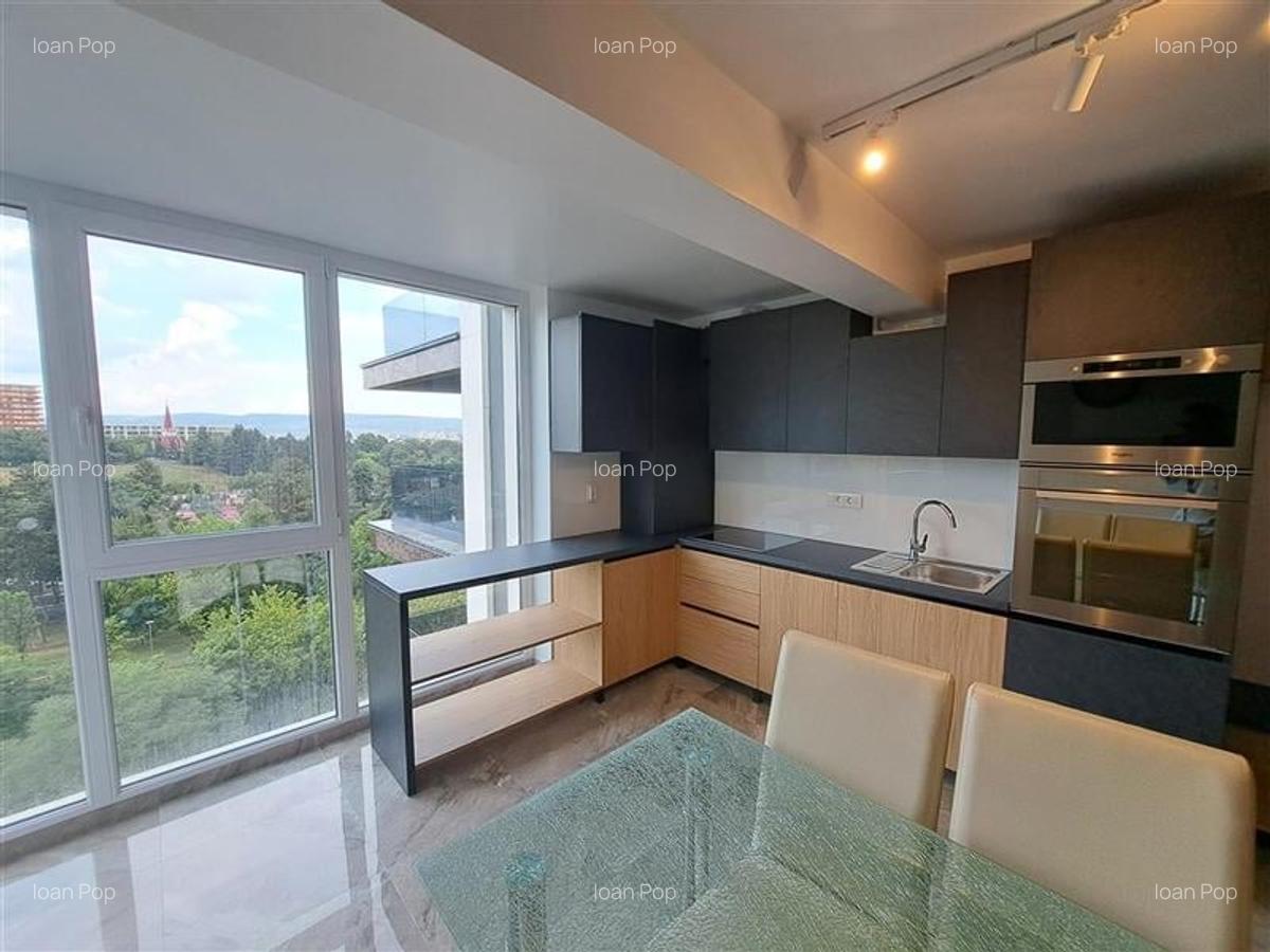 Apartament cu 3 camere semidecomandat, mobilat în Sopor - 4