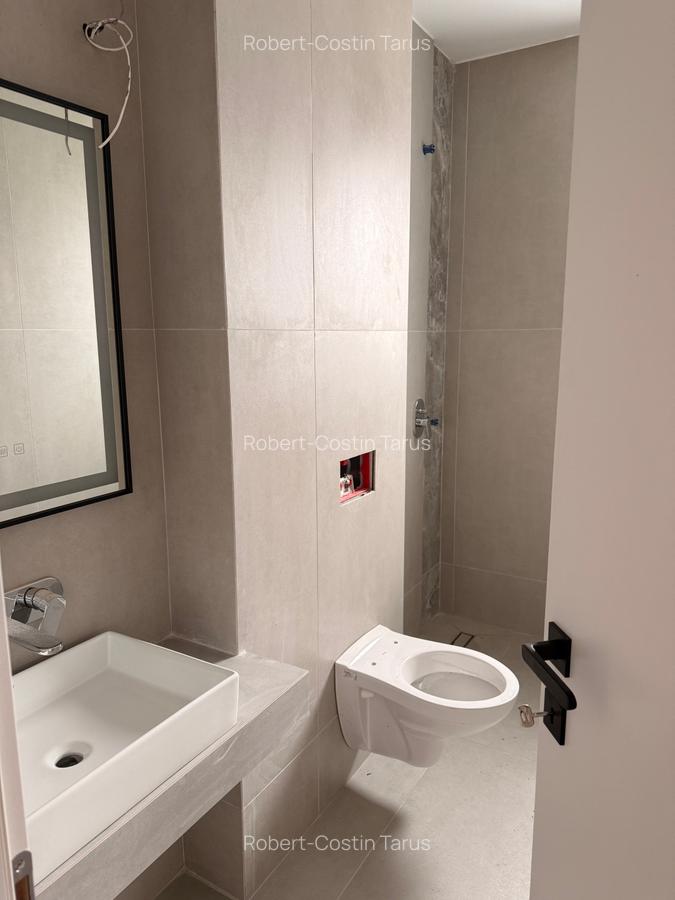 Casa 4 camere / 3 bai / FINALIZATA / 400 mp teren Complex Crown Village - 6