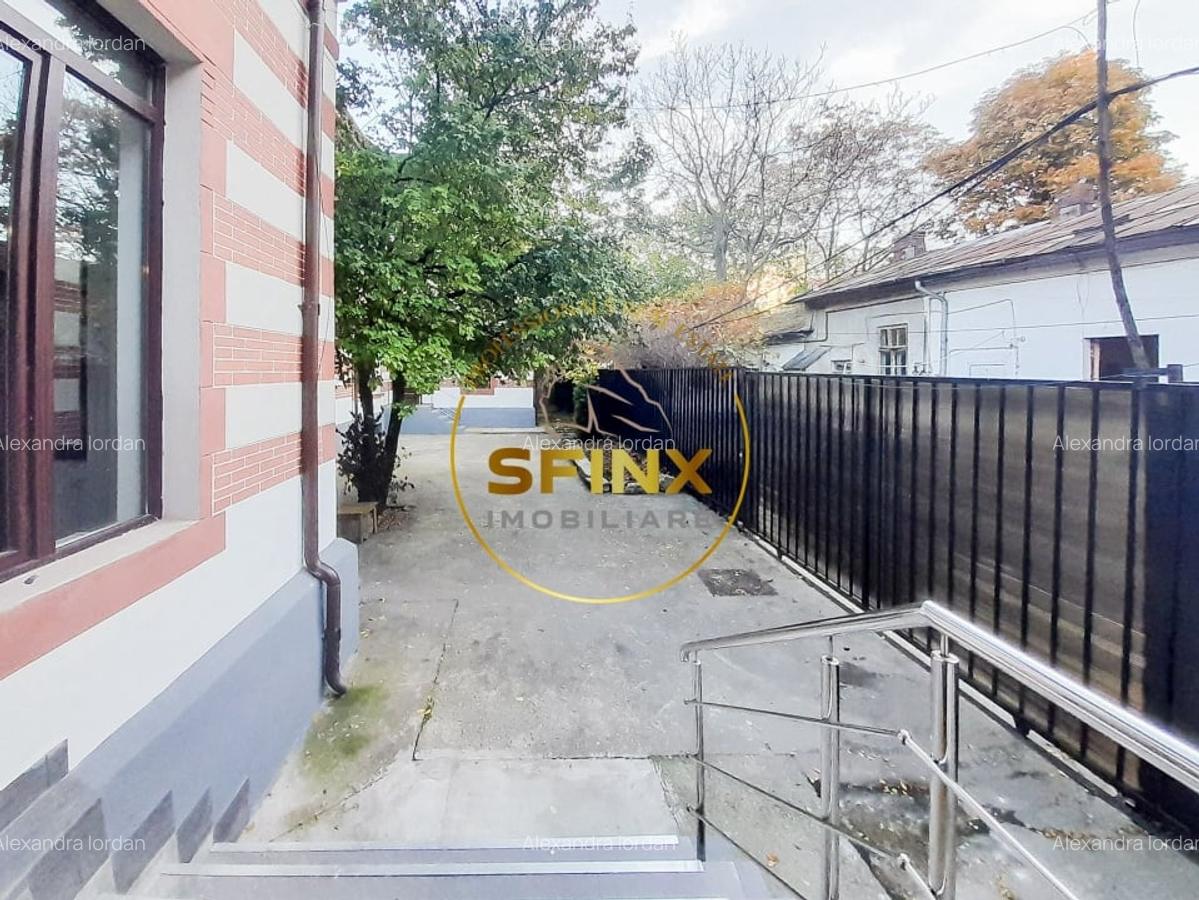 18 Camere Piata Victoriei, Spitalul Sanador - 17