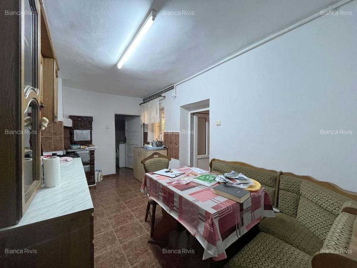 Casă de vânzare în Ronat - comision 0% - 13