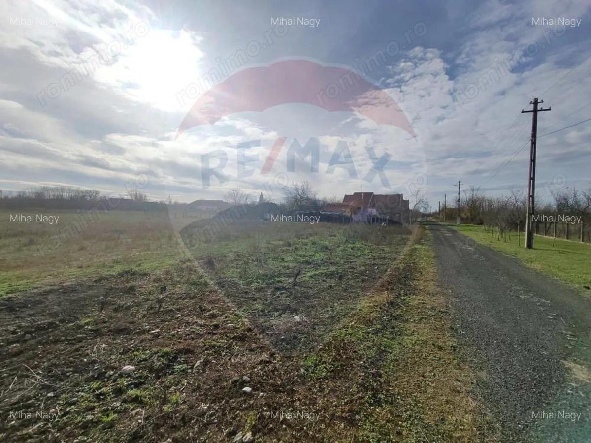 Teren intravilan - 1