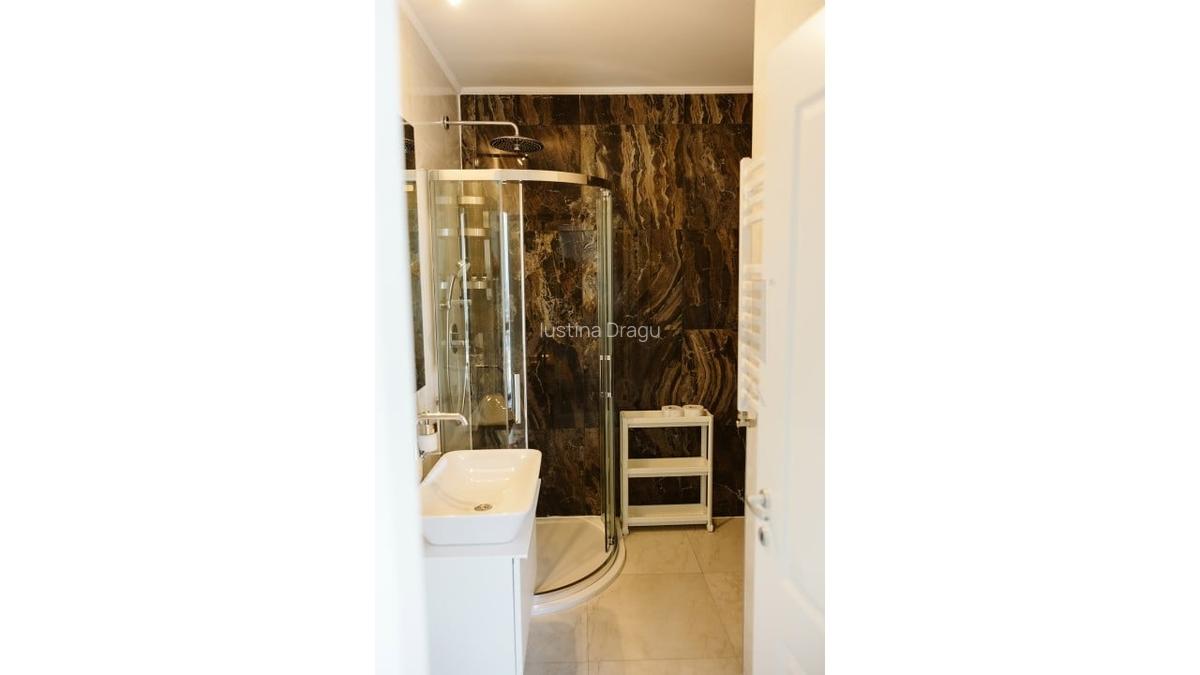 Apartament cu 2 camere semidecomandat în 13 Septembrie - 11