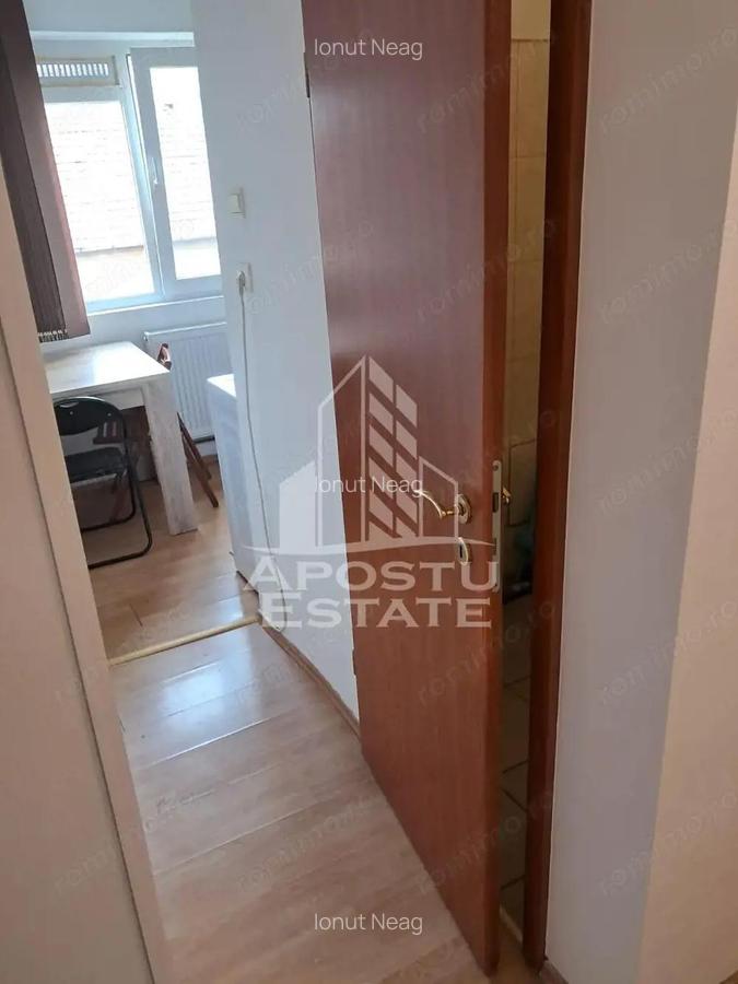 Apartament cu 1 camera, decomandat, zona Complex studentesc - 4