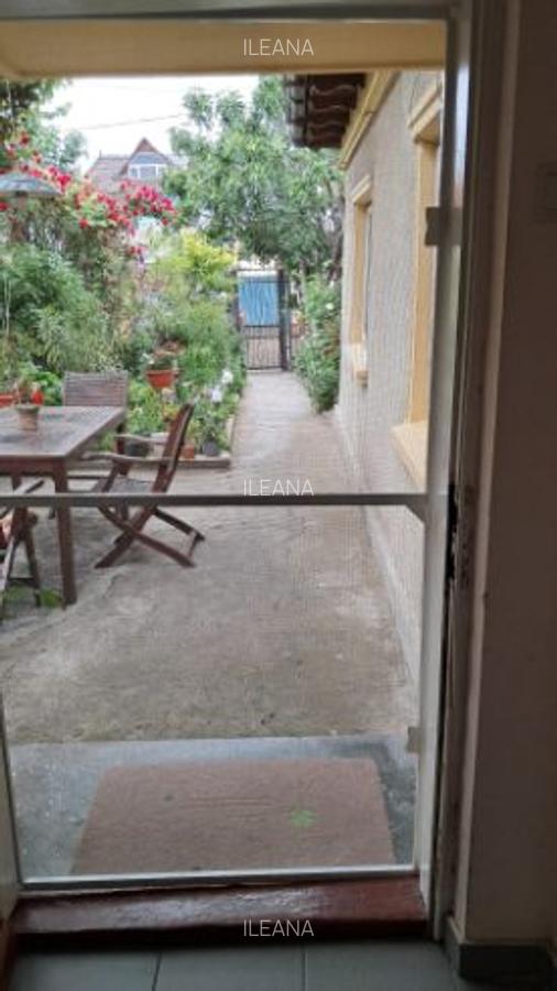 Vand casă cu  3 camere in zona tabacarie - 5