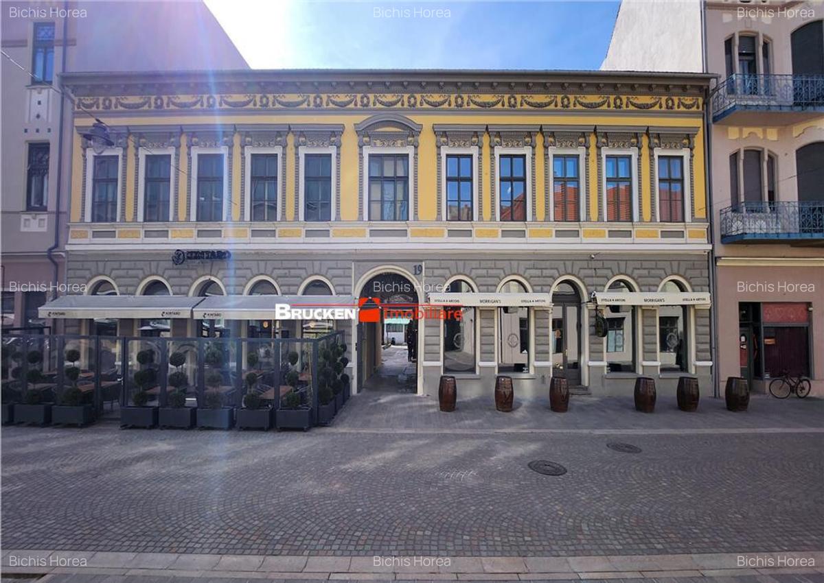 Apartament modern cu 2 camere si parcare privata, situat pe - 13