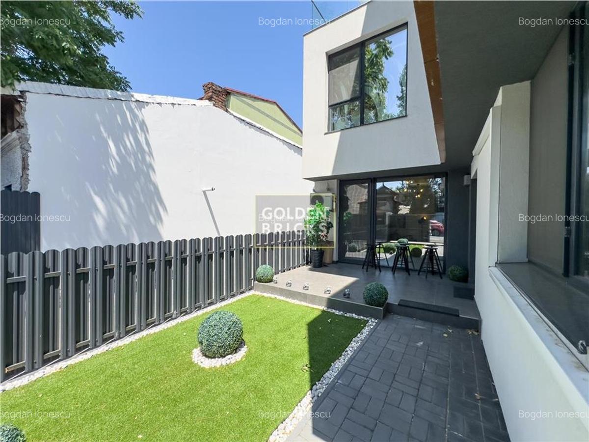 Parcul Circului | Vila individuala | 6 camere | Metrou 8 minute - 36