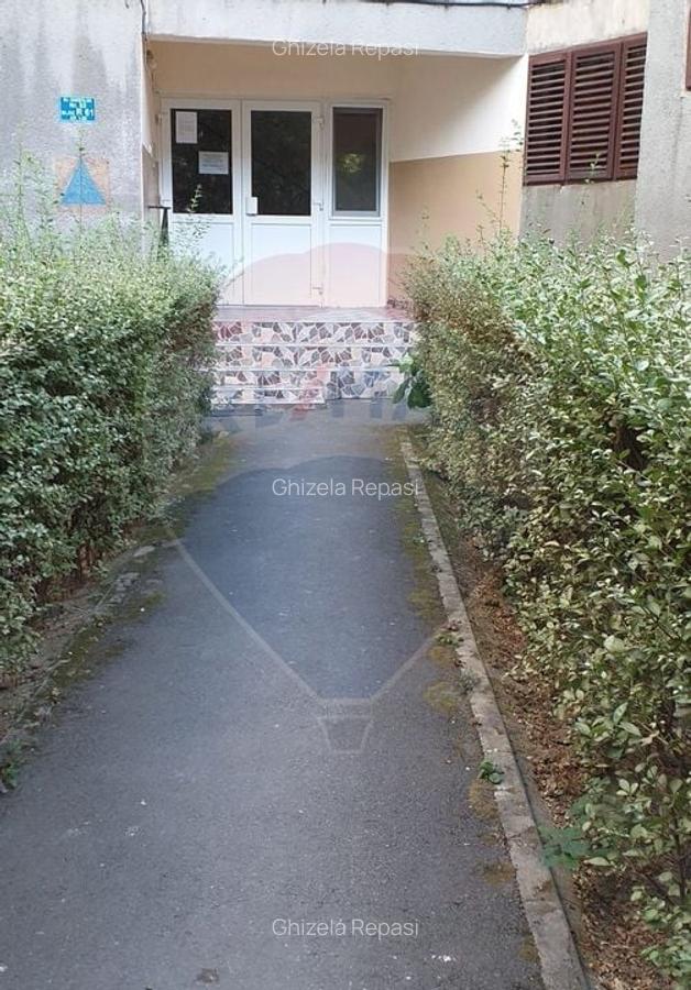 Apartament cu 4 camere la etajul 1 de vanzare in zona Iosia - 11
