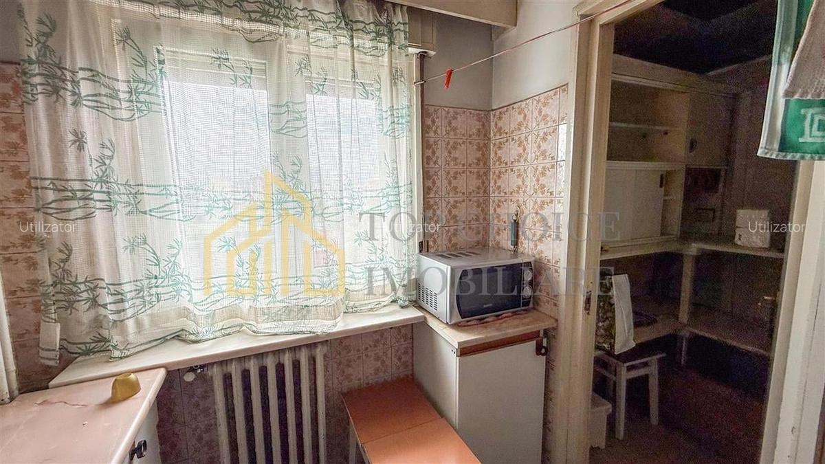 3 CAMERE SPECIAL IN DOROBANTI - 1983 - 96 MP - BLOC UNICAT CF 1 - 35