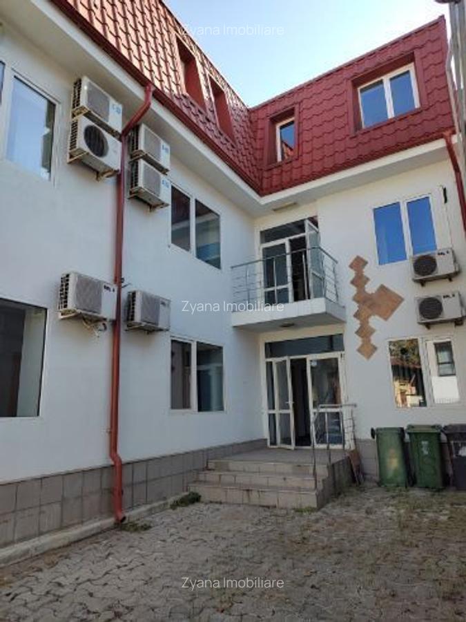 After Scholl - Clinica - Spatiu Com. -  Banu Manta  Vila 9 camere 300 mp., curte 50 mp., 4 parcare - 8