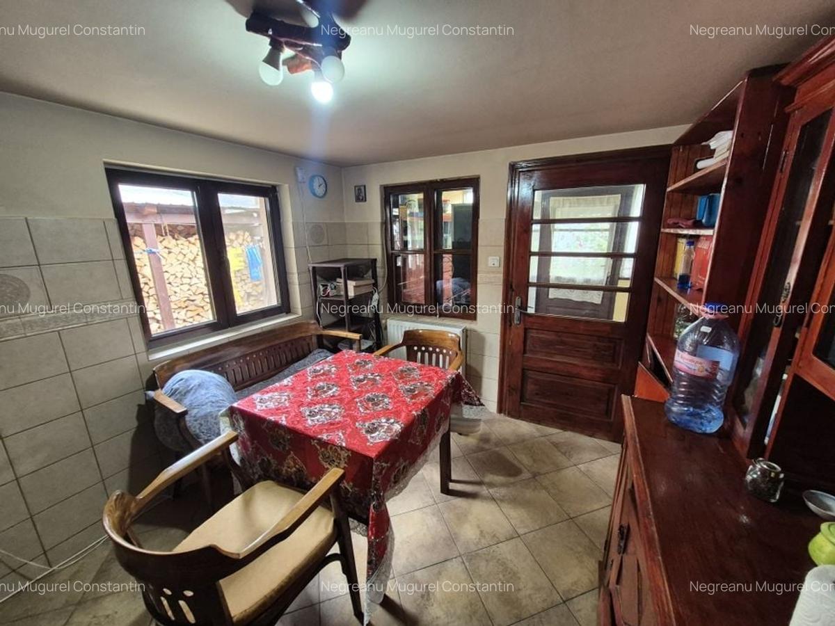 Vila 4 camere + teren 818 mp central Provita de Sus (lângă școală) - 12