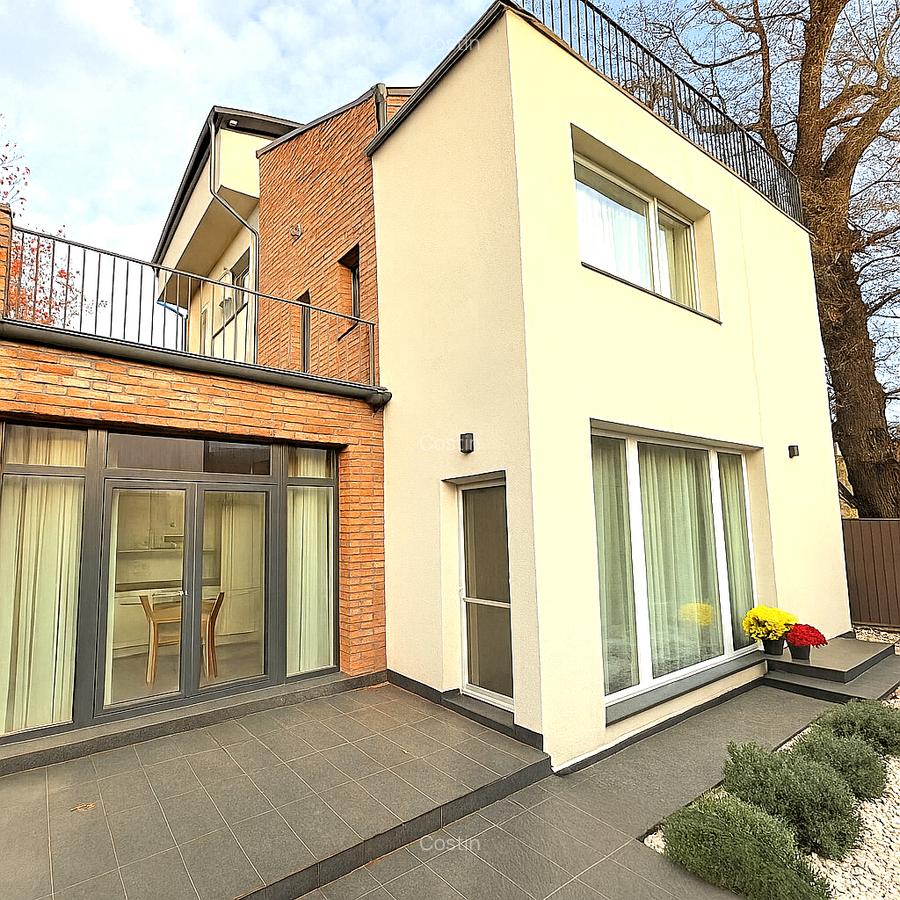 Casa moderna, finalizata in 2025, cu terase generoase si arhitectura premium - 1