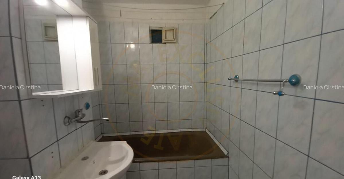 De Inchiriat Apartament 2 camere Pitesti - Tudor Vladimires - 9