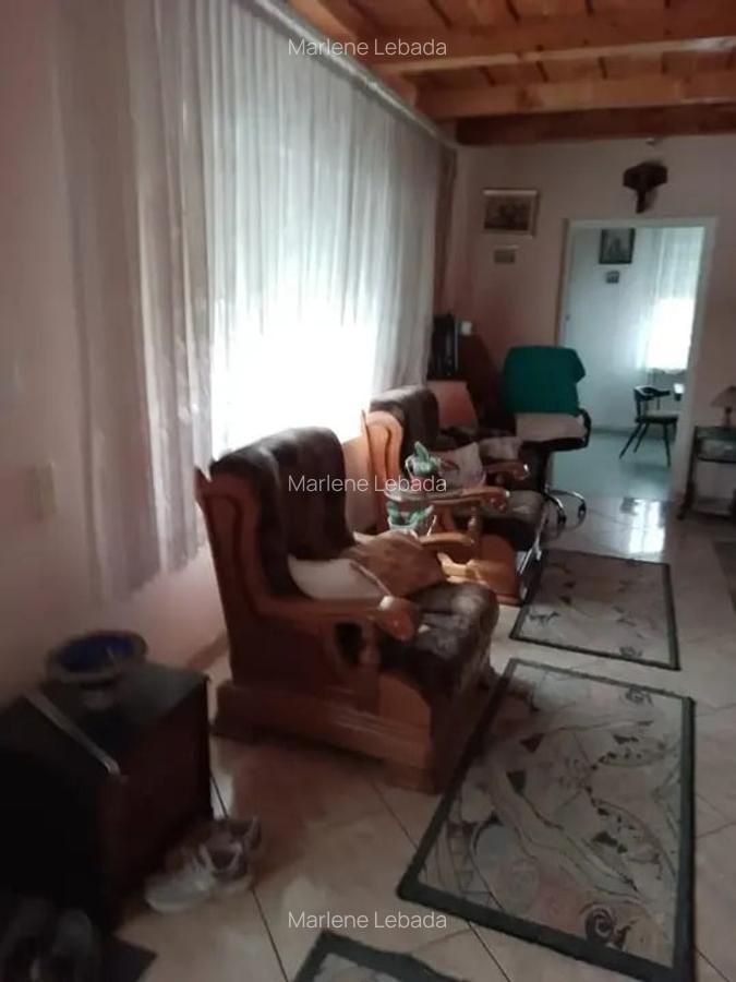 Casă cu 3 camere în Periferie - 2