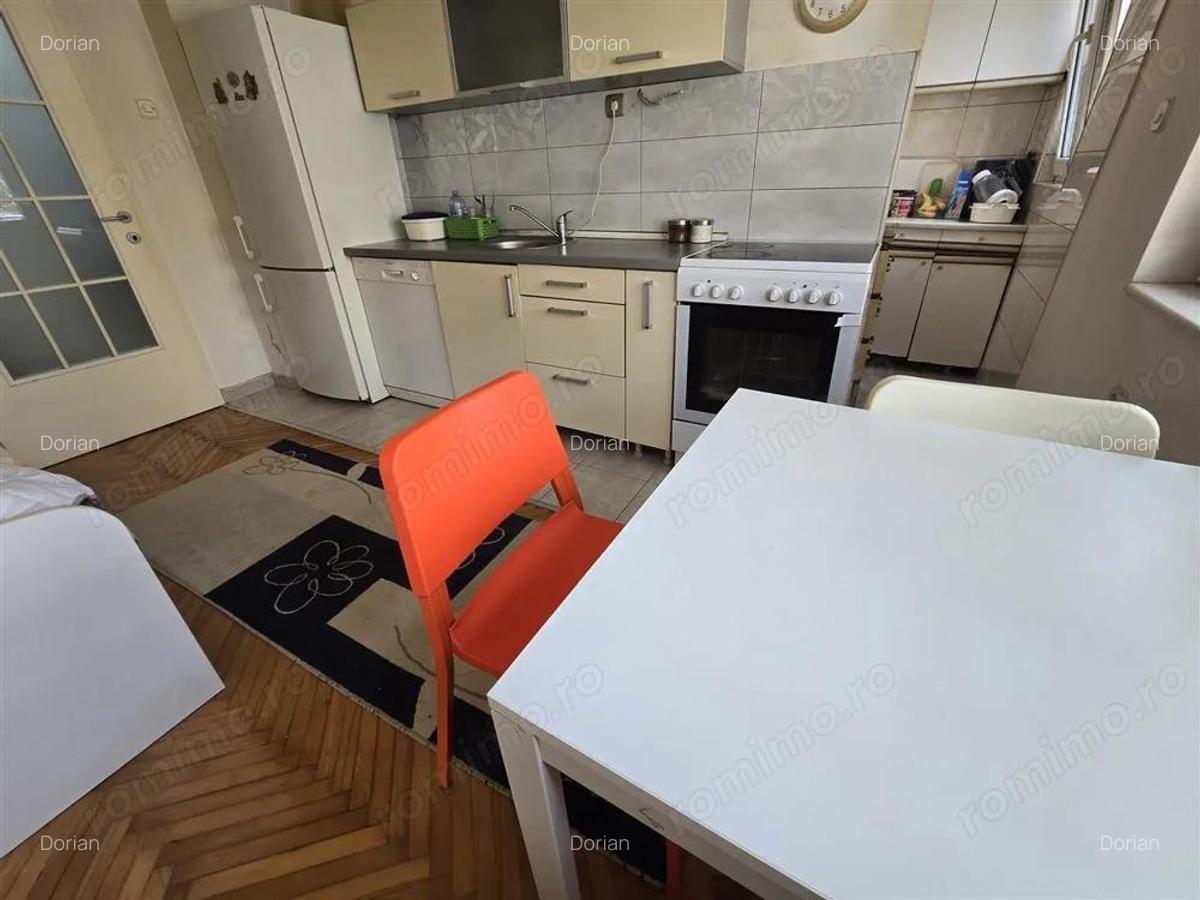 Vanzare apartament de doua camere zona Obor - 5