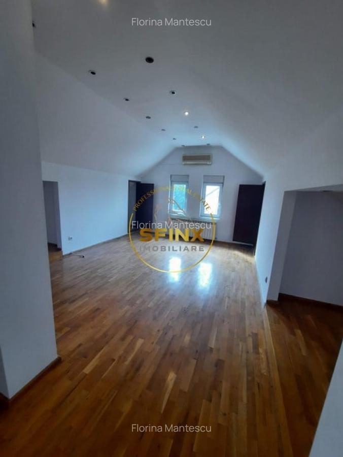 In apropiere de British School, vila spatioasa si luminoasa cu piscina si curte - 30