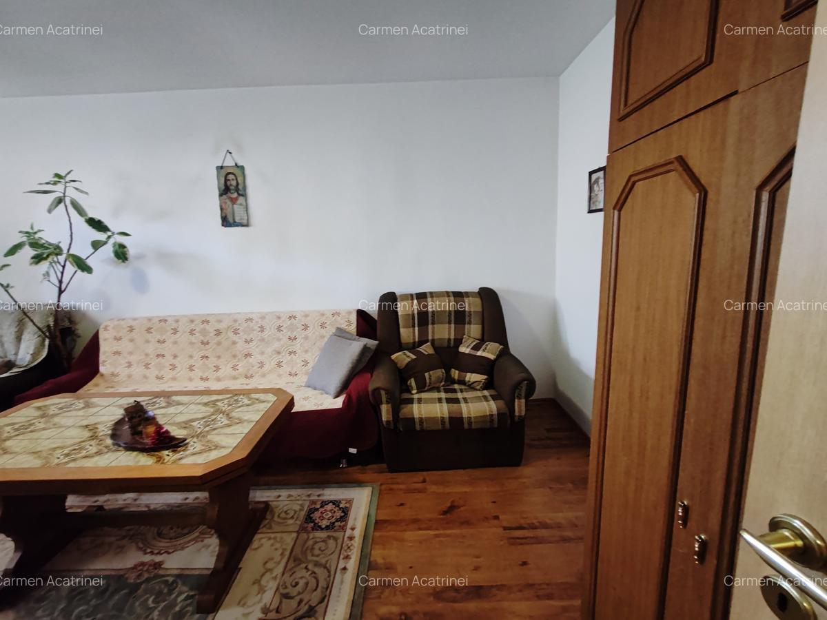 Apartament cu 3 camere decomandat în Răcădău - 5