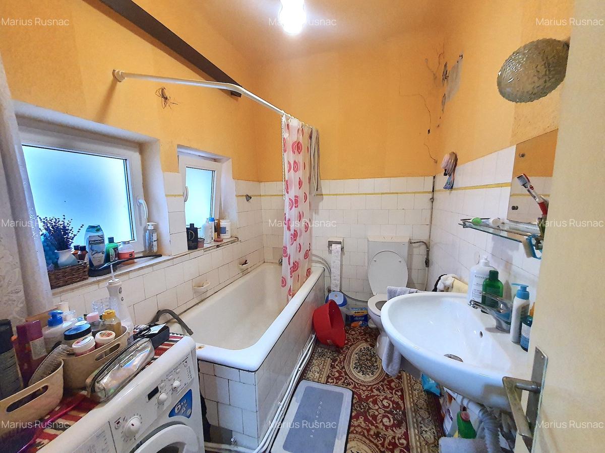 Apartament de vanzare in vila cu curte de 300mp MENUETULUI- Piata Presei Libere - 11