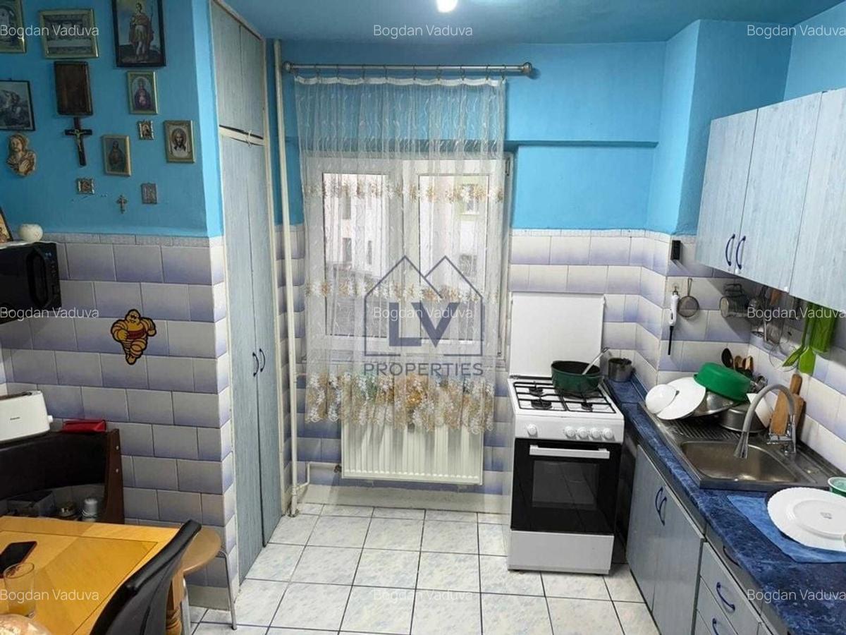 VANZARE APARTAMENT 3 CAMERE | AVIATIEI - 3