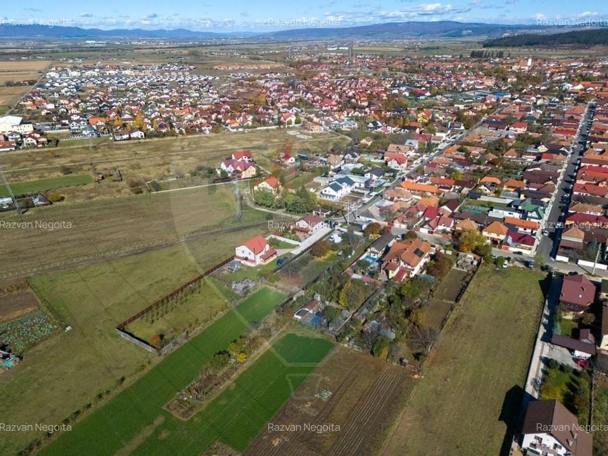 Casa 4 camere, mobilata si utilata, 2 389 m2. teren, Sanpetru! - 5