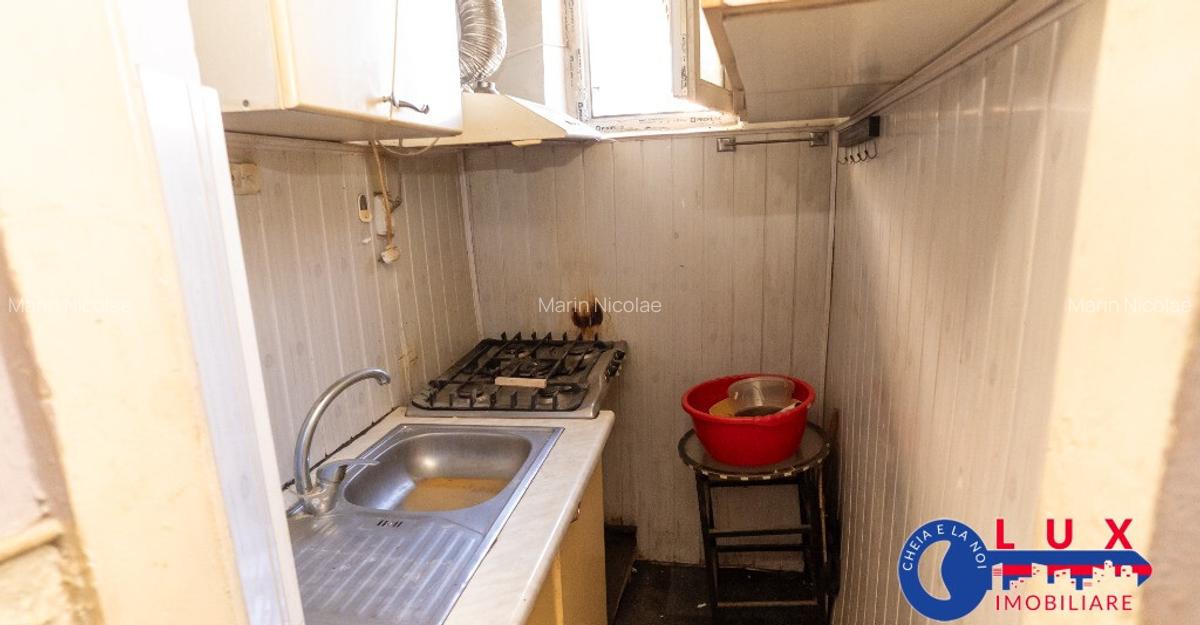 ID 6649 Teren cu casa - Zona CENTRALA - Strada Vlad ?epe? - 12